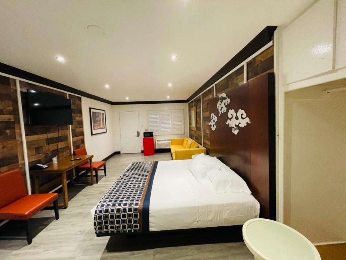 Casa Blanca Inn & Suites Whittier Dış mekan fotoğraf