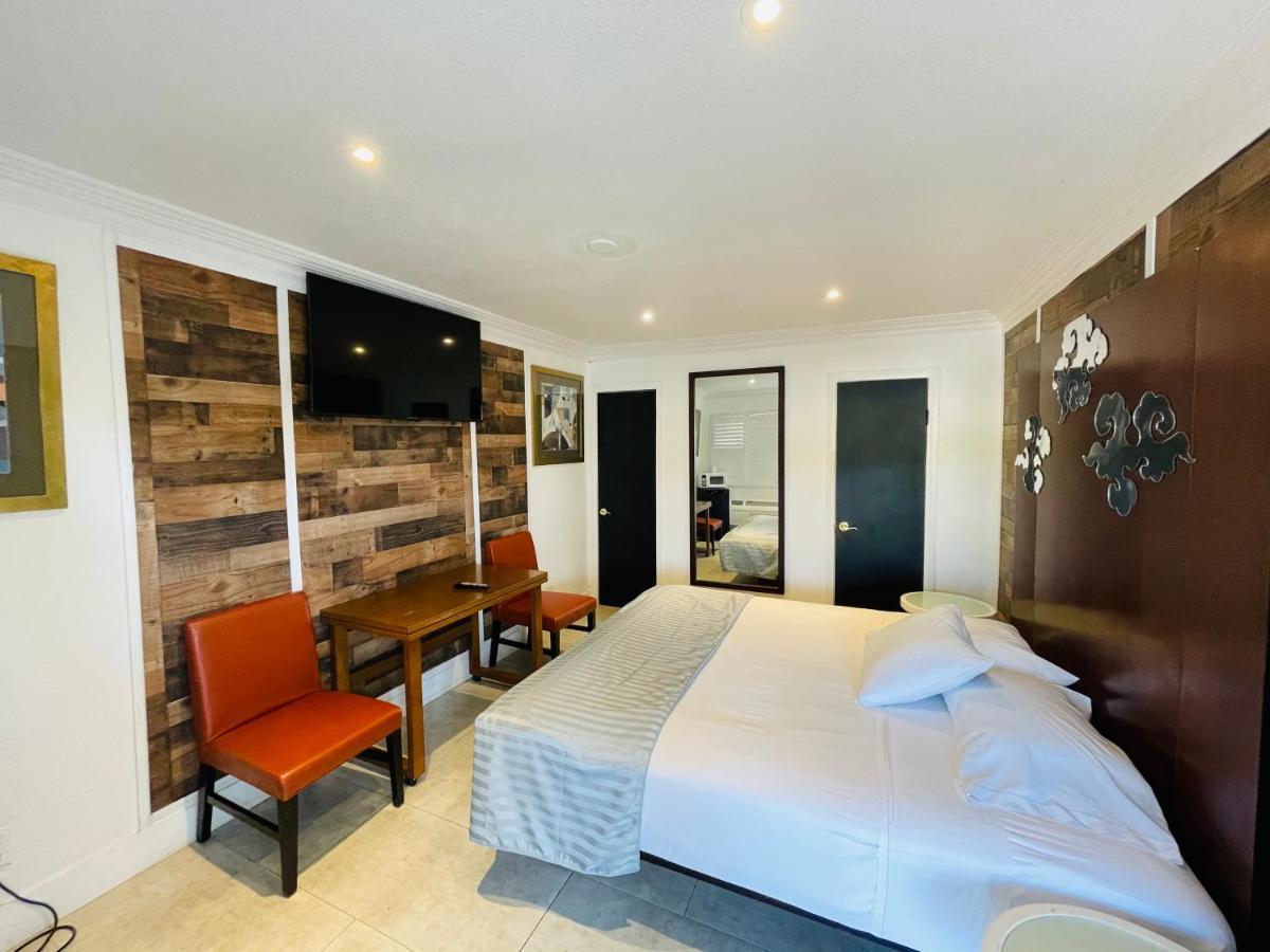 Casa Blanca Inn & Suites Whittier Dış mekan fotoğraf