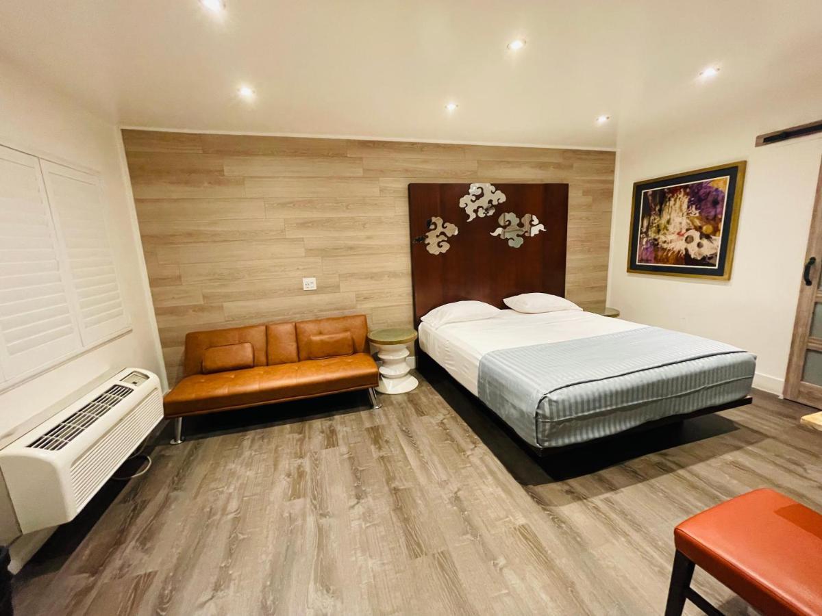 Casa Blanca Inn & Suites Whittier Dış mekan fotoğraf