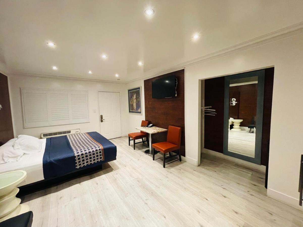 Casa Blanca Inn & Suites Whittier Dış mekan fotoğraf