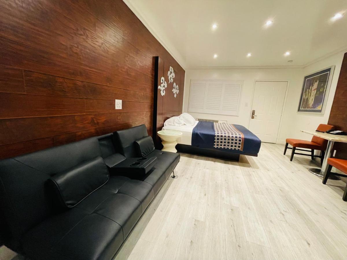 Casa Blanca Inn & Suites Whittier Dış mekan fotoğraf