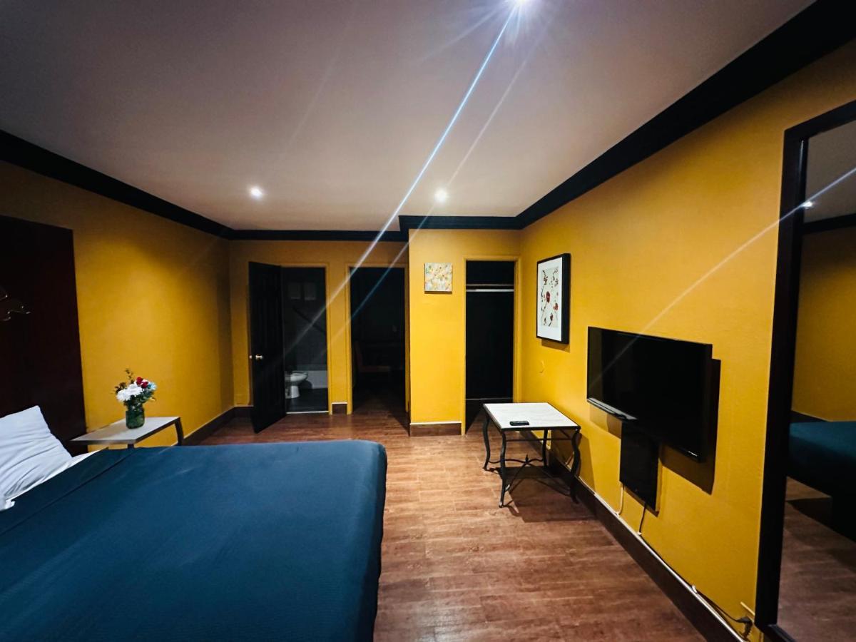 Casa Blanca Inn & Suites Whittier Dış mekan fotoğraf