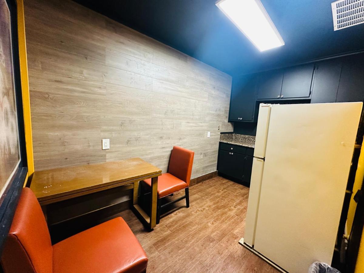 Casa Blanca Inn & Suites Whittier Dış mekan fotoğraf