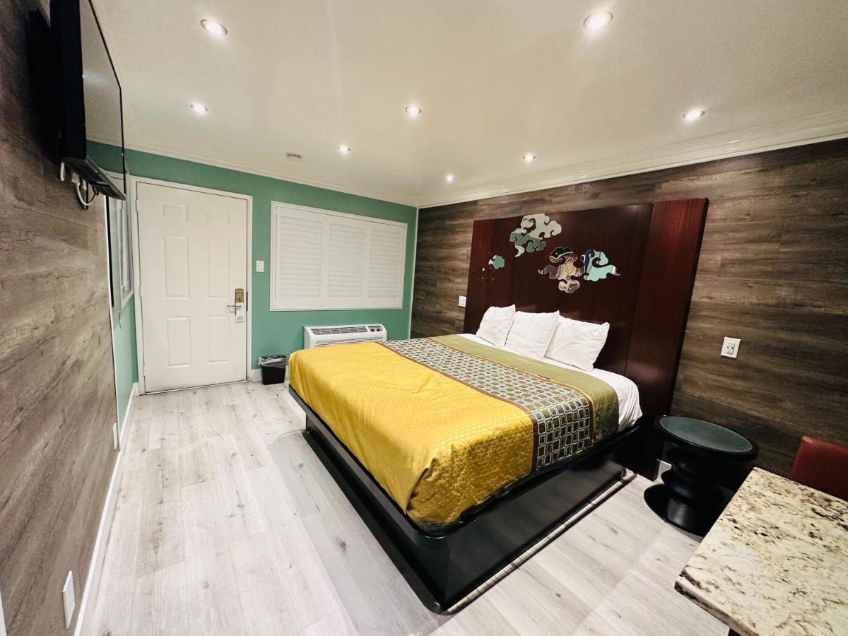 Casa Blanca Inn & Suites Whittier Dış mekan fotoğraf